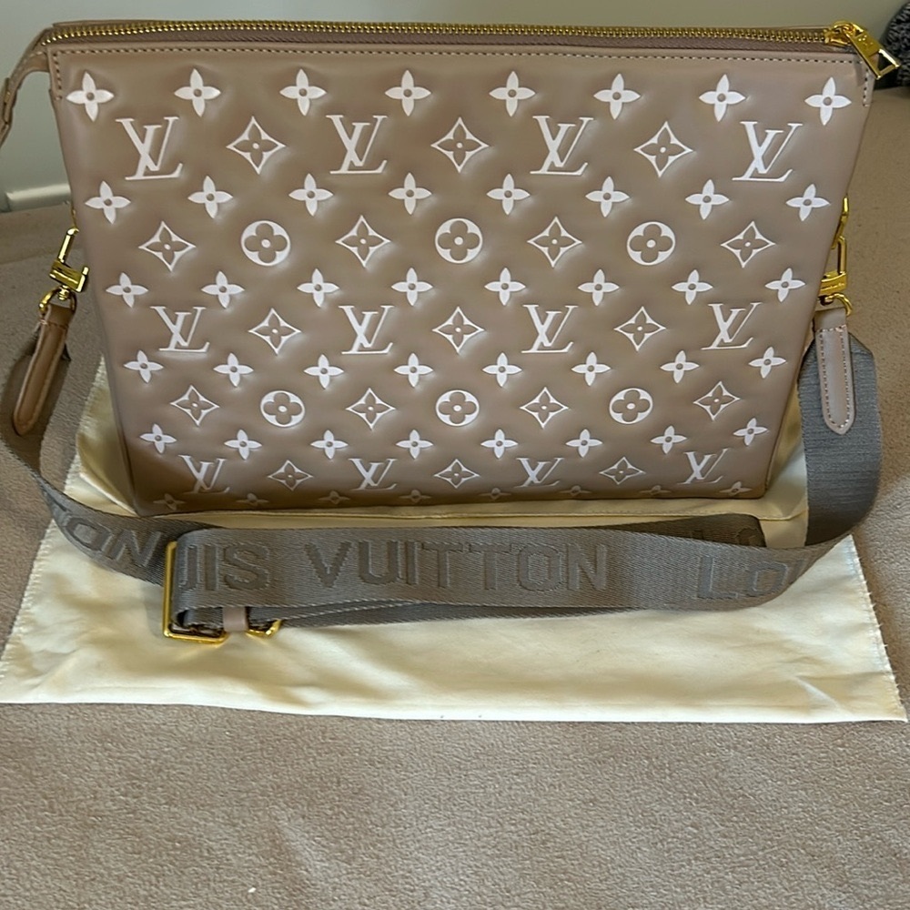 LOUIS VITTON COUSIN PM SHOULDER BAG